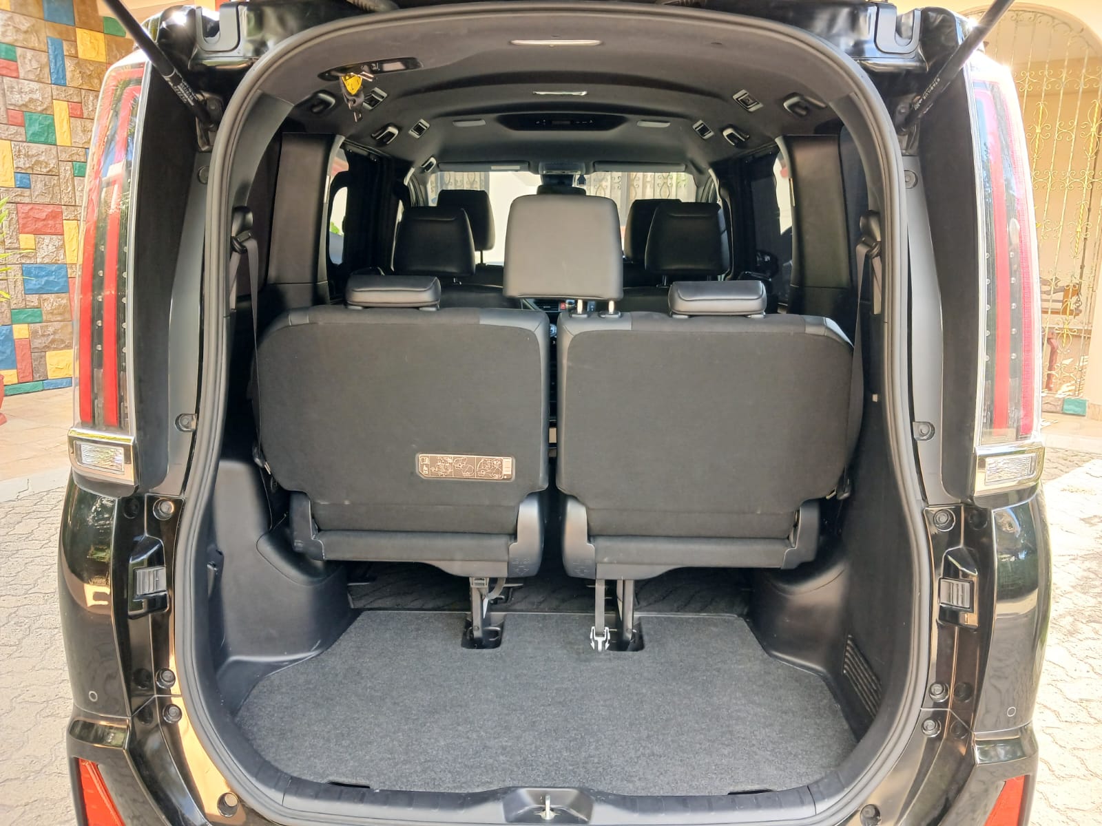 Toyota NOAH WXB - Image 3