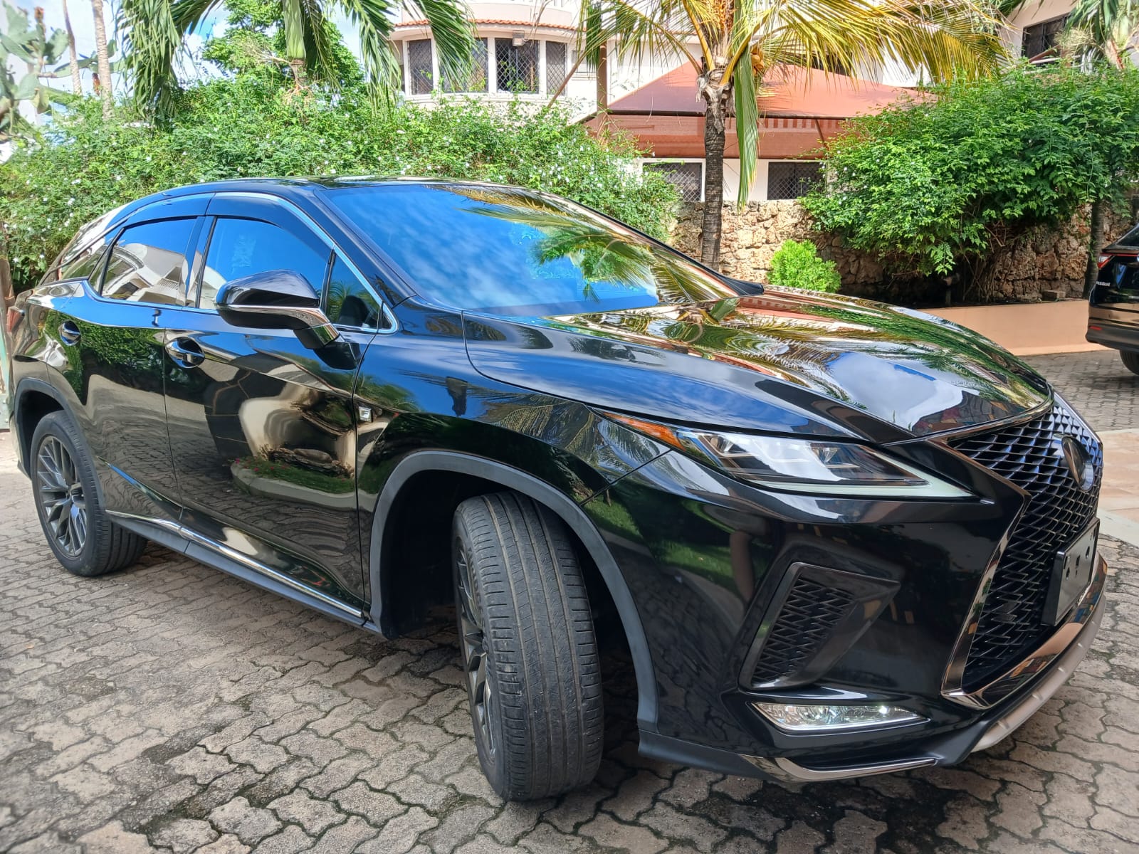 Toyota RX300 - Image 2