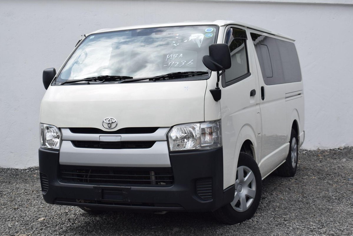 Toyota Hiace - Image 4