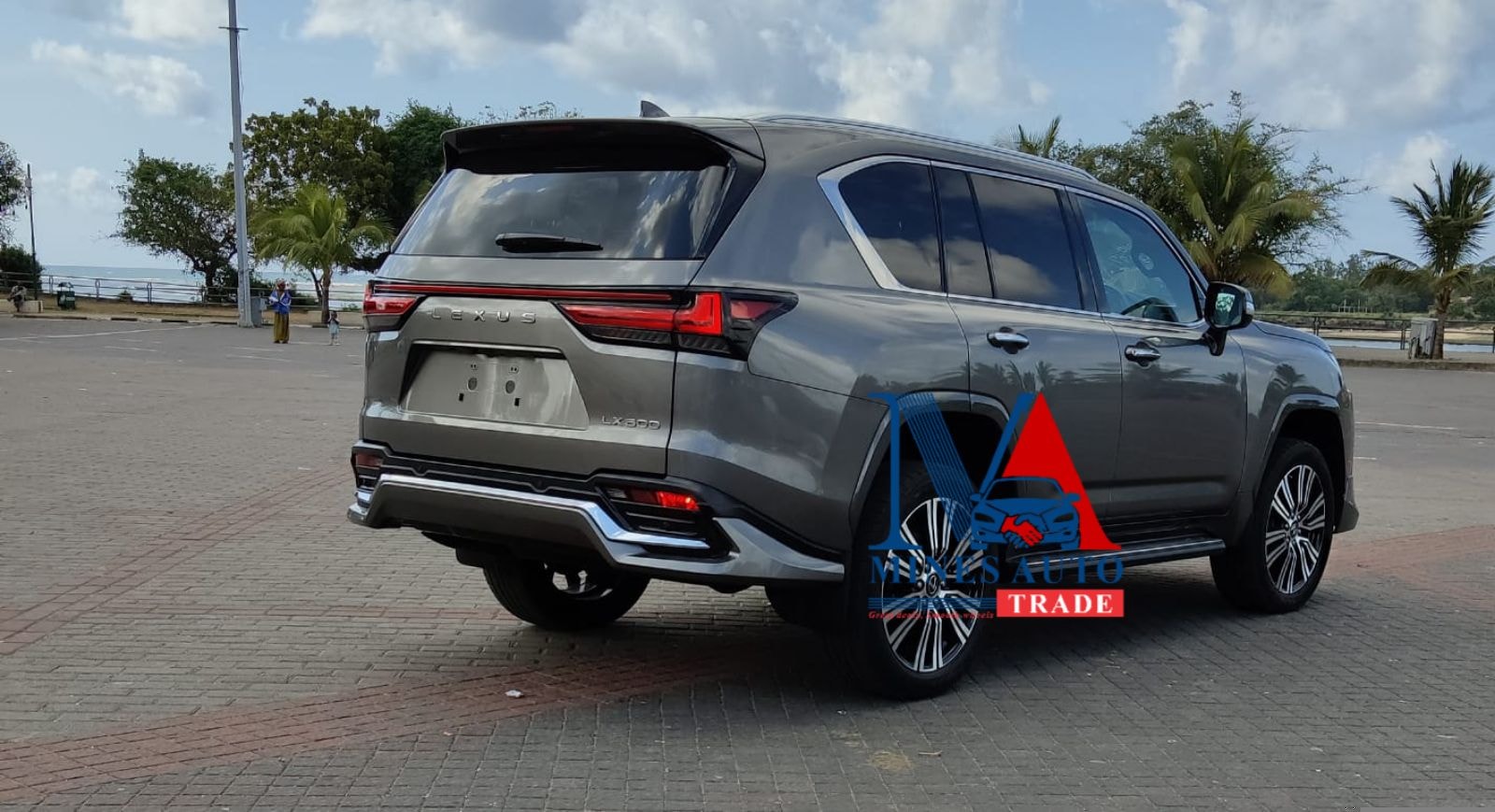 Lexus LX600 - Image 3