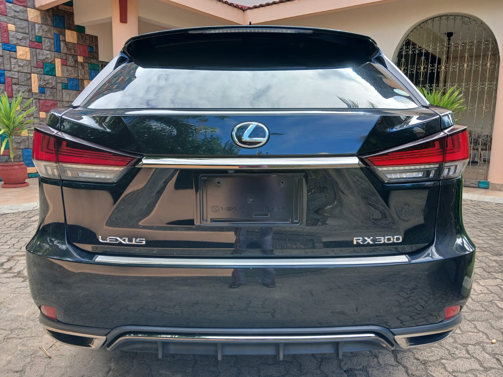 Lexus RX300 - Image 2