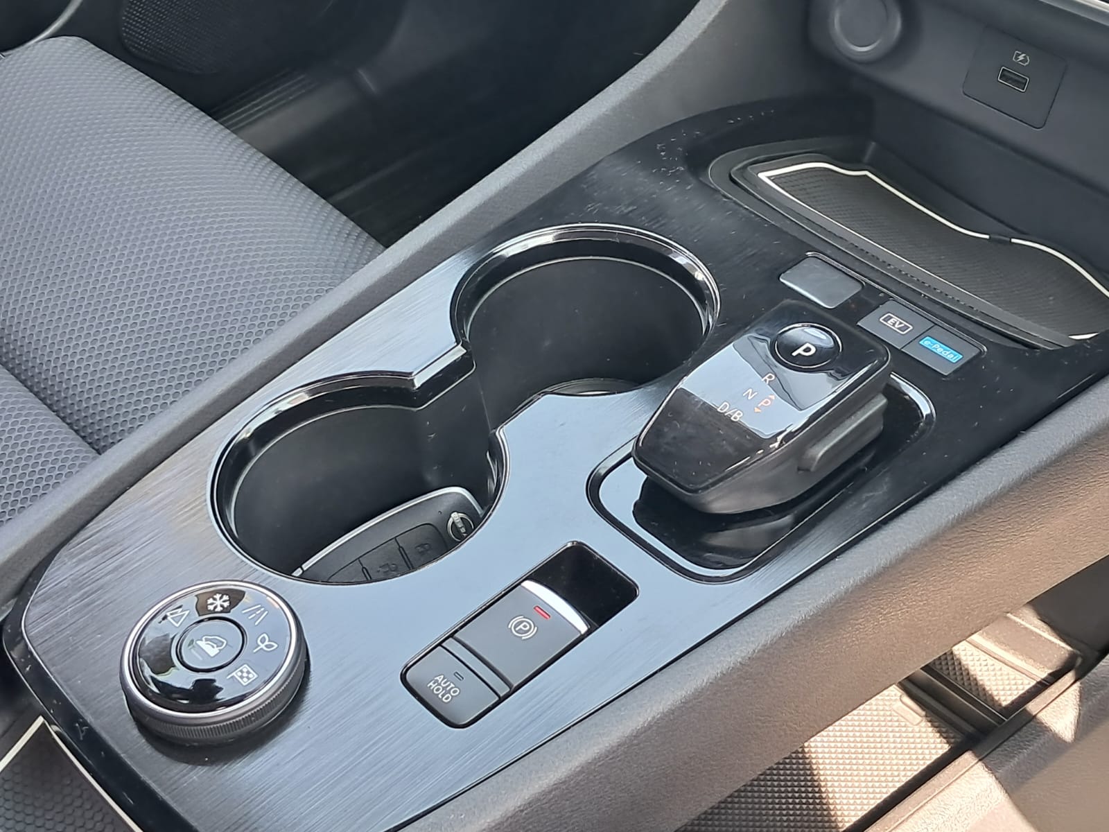 Nissan e-4orce - Image 1