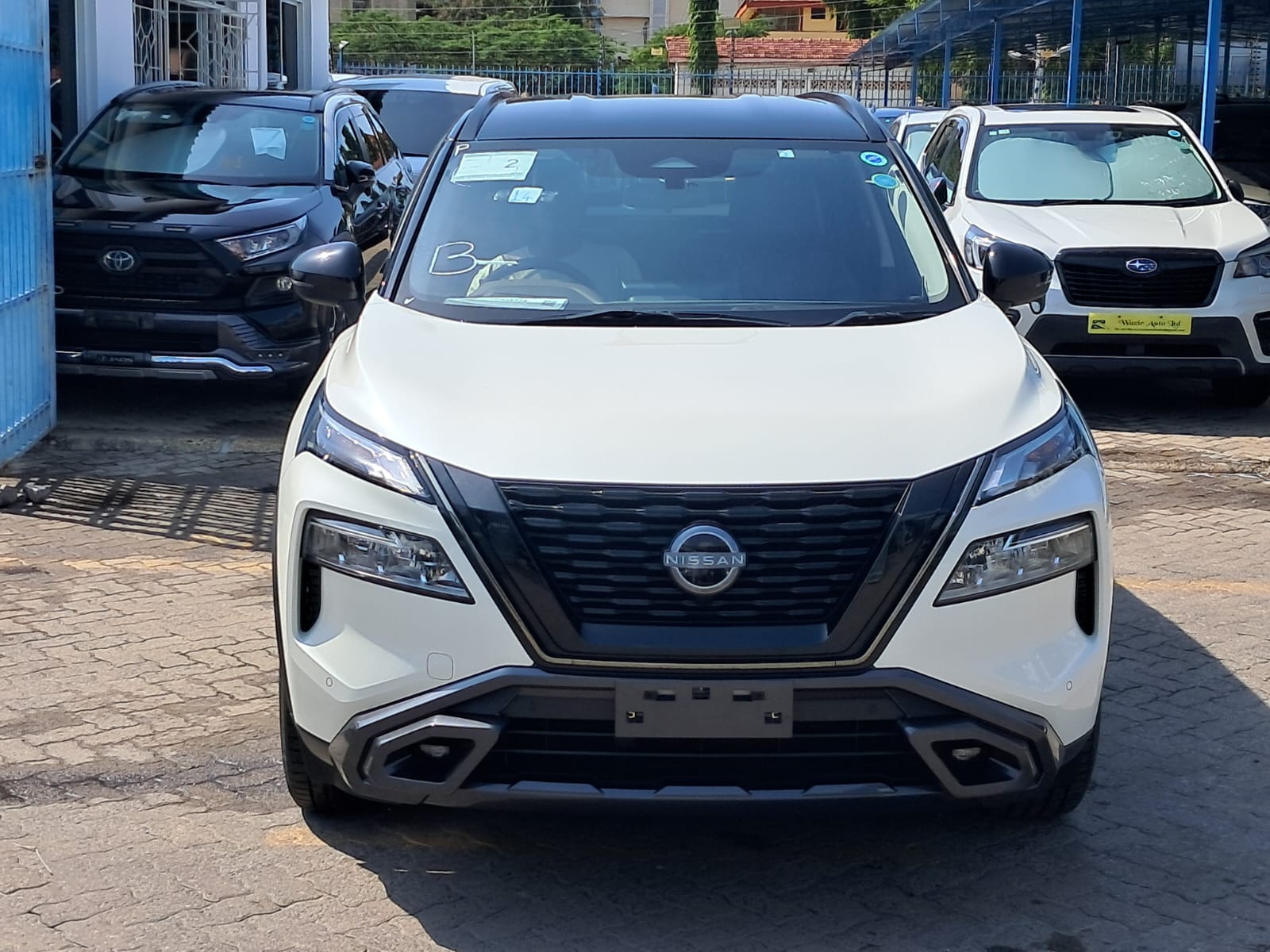 Nissan e-4orce - Image 3