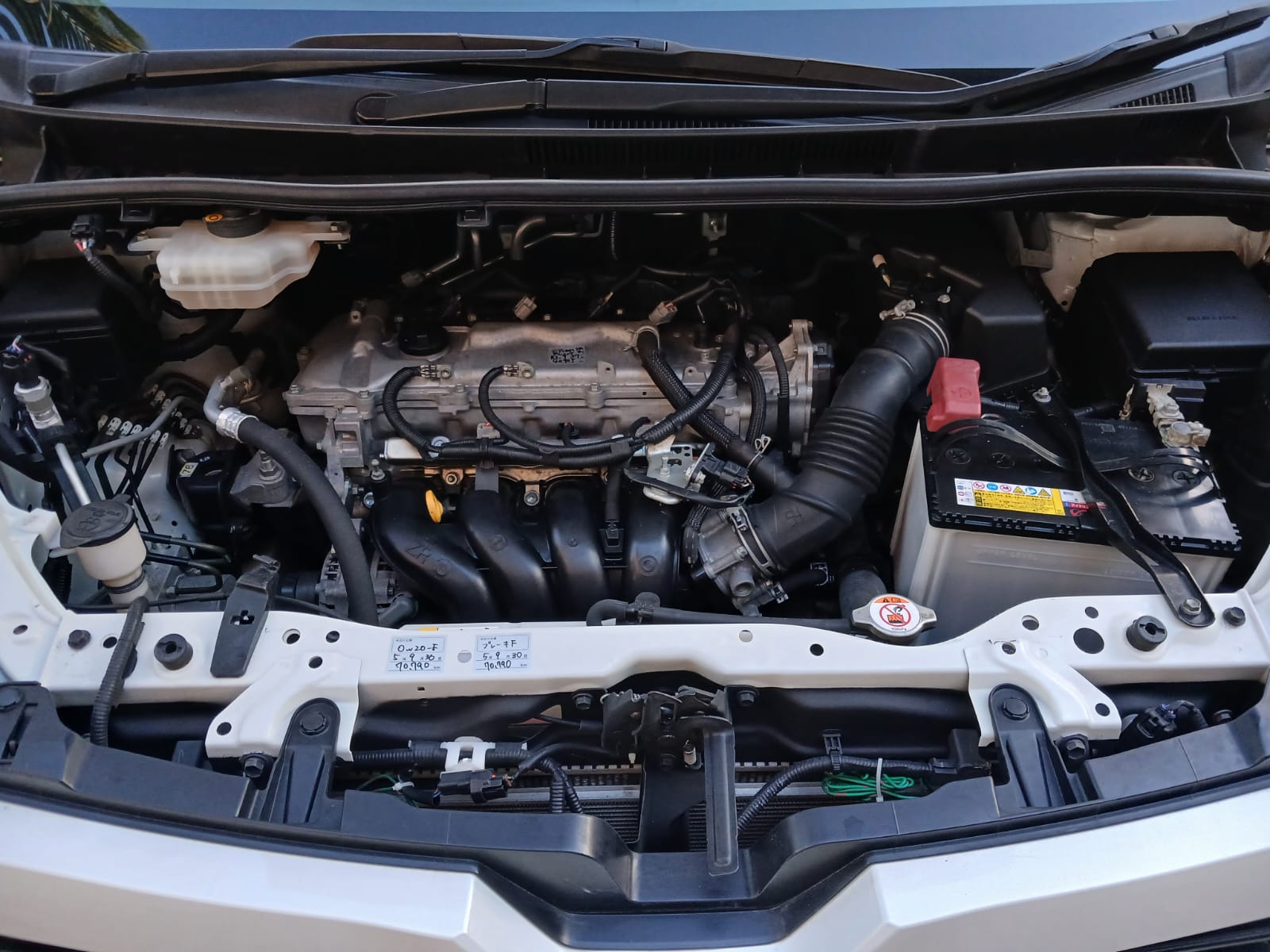 Toyota VOXY - Image 3