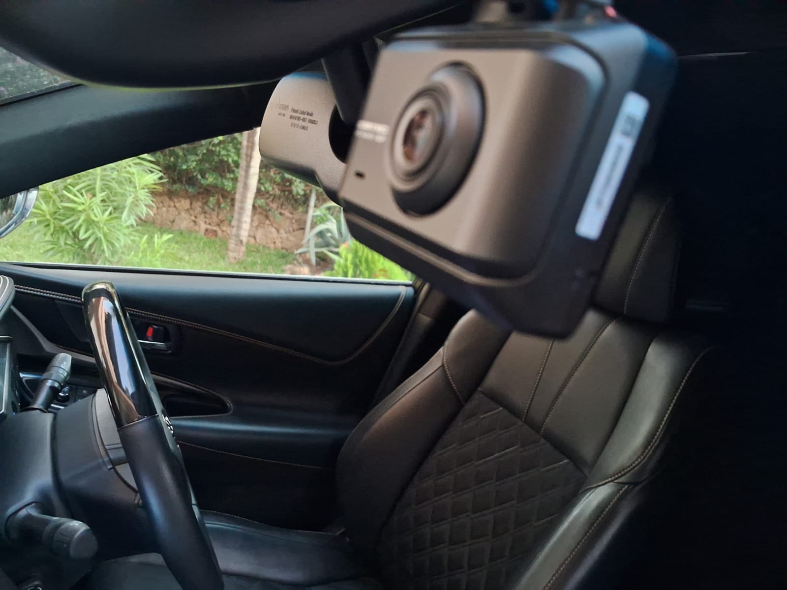 Toyota HARRIER - Image 10